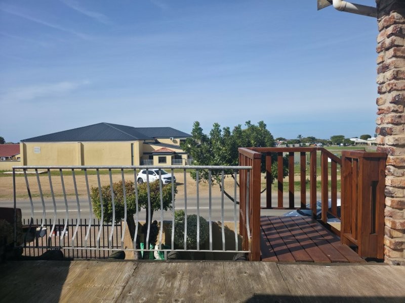 3 Bedroom Property for Sale in Wavecrest Eastern Cape